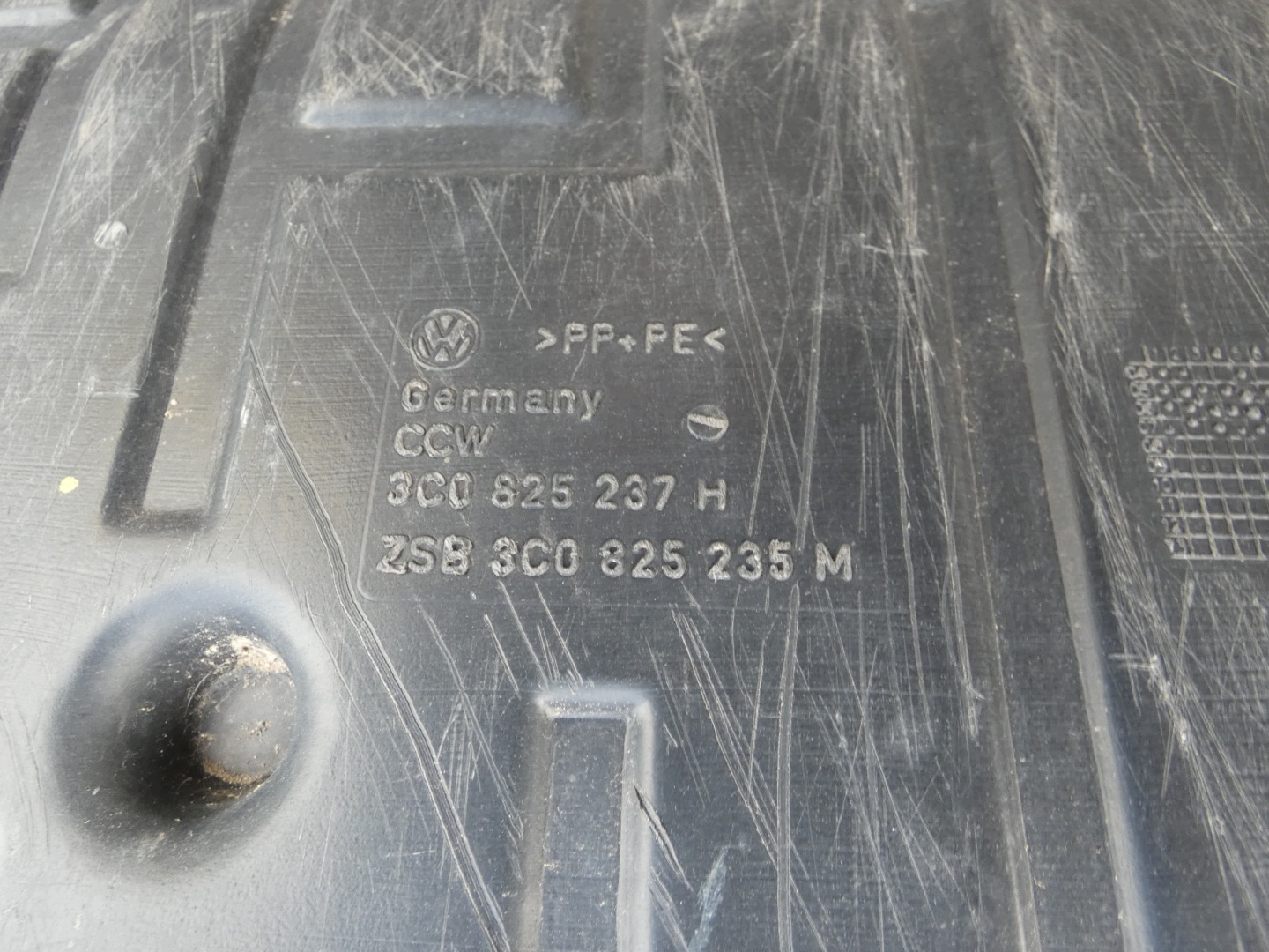 motorabdeckung untere VW PASSAT B6 2.0 TDI BMP 05-10 3C0825237H