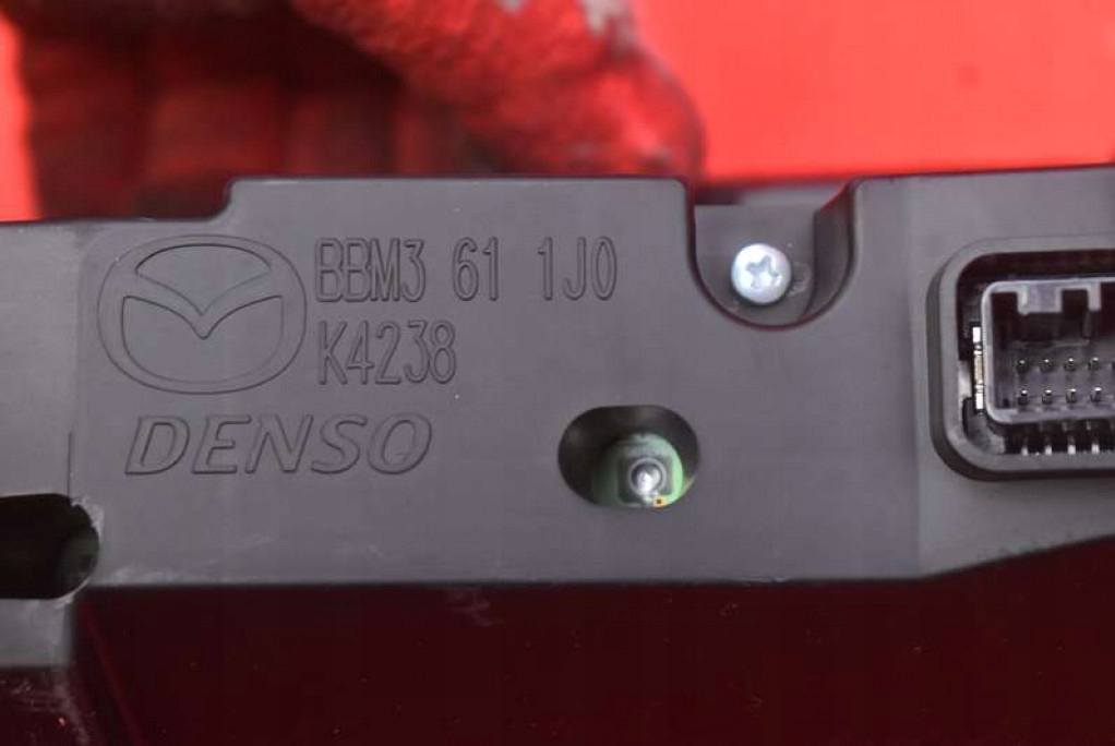 display BBP3-61-1J0F MAZDA 3 2 II BL 09-13
