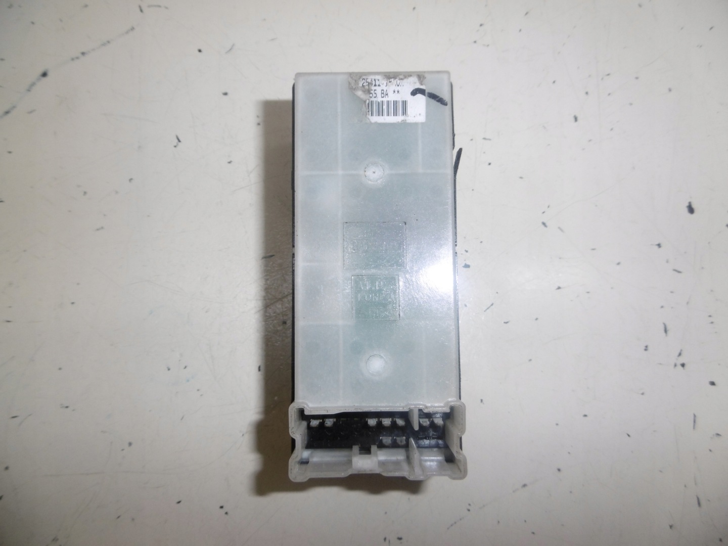 switch windows right front INFINITI EX QX50