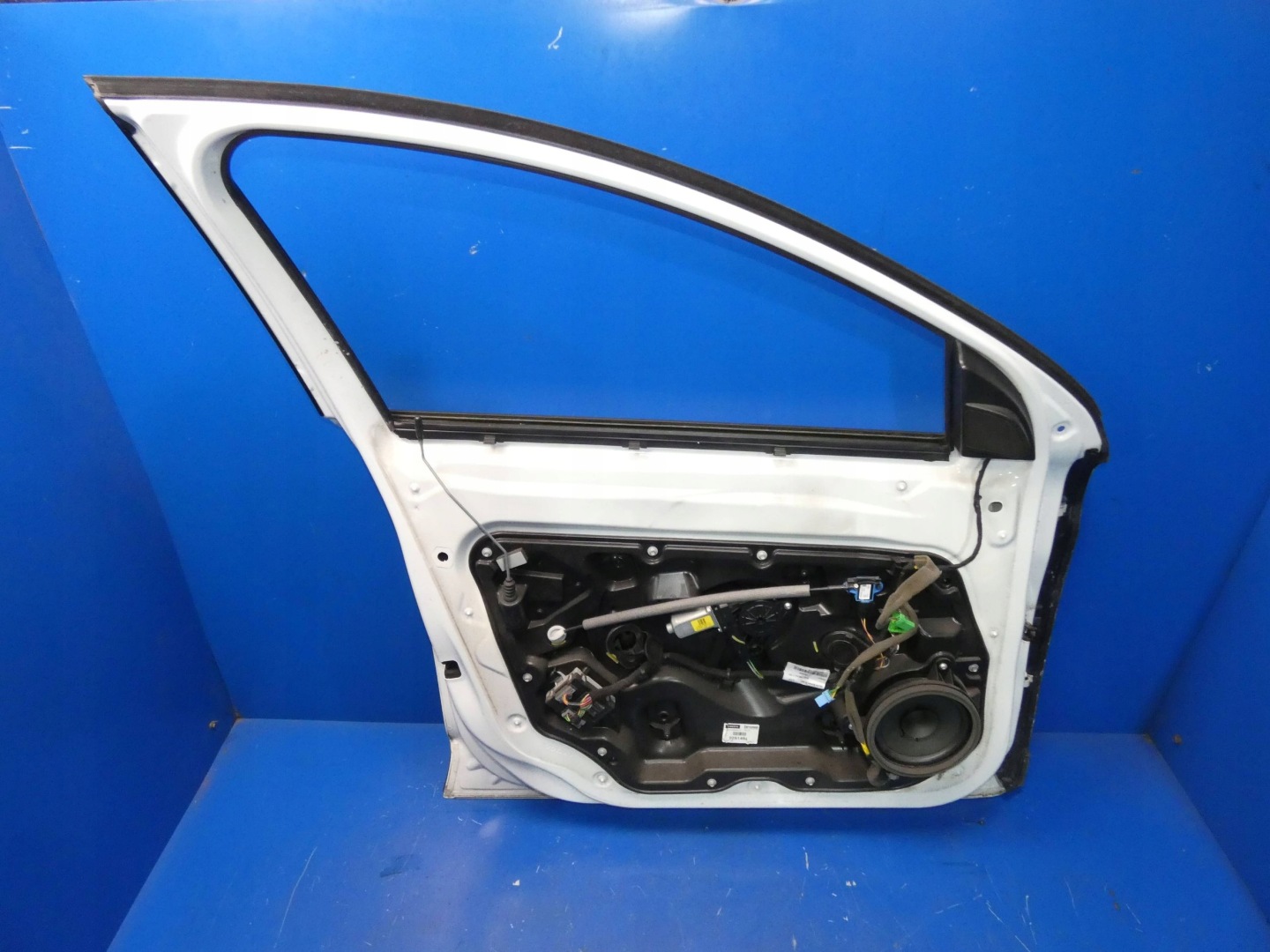 VOLVO XC60 and door left front front complete as for FOTO