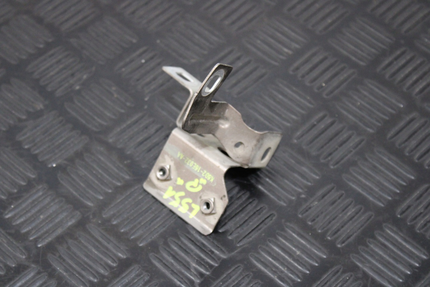 Support plaque Aile Droit Console K8D2-16E032-AA LAND ROVER EVOQUE 2 L551