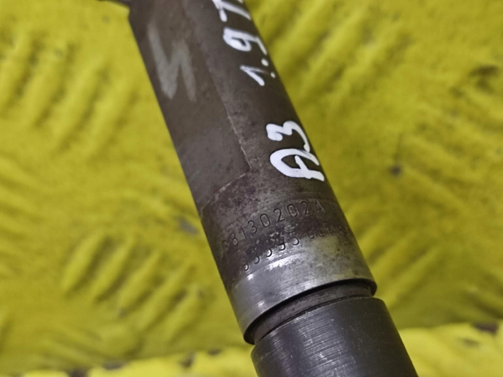 AUDI A3 8L 1.9 TDI injector 038130202A