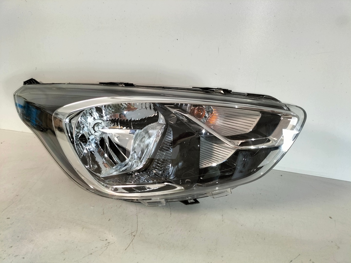 light front reflektor right FORD KA + plus 16