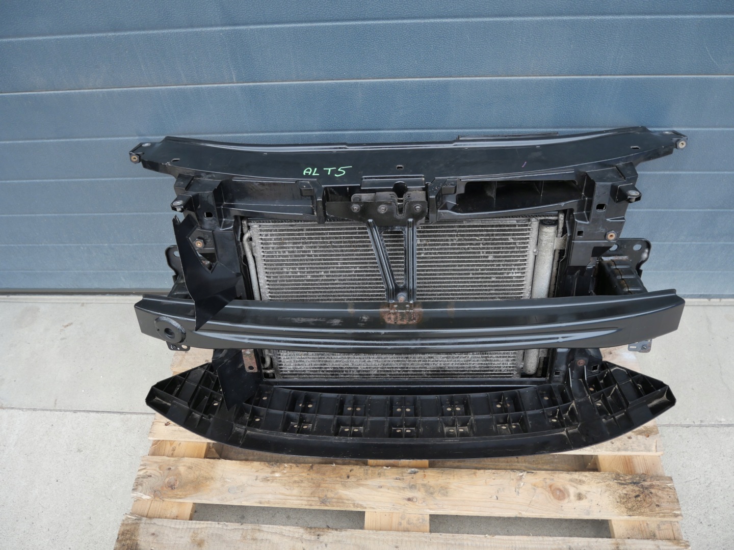 support panel for radiators radiator SKODA SUPERB II 2 2.0TDI pillar sider