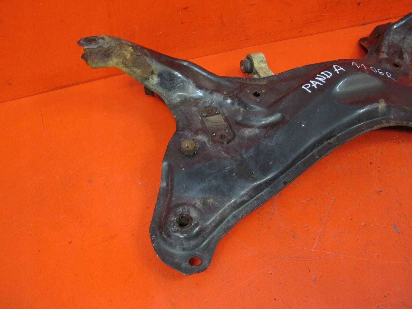 FIAT PANDA 2 II axle beam subframe axle beam TRAWERS front front