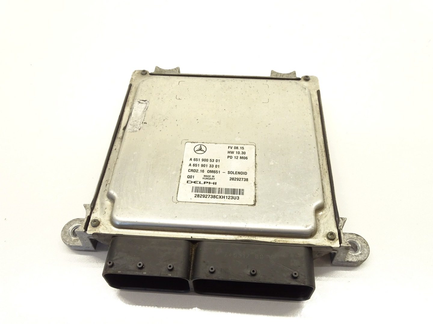 control unit of the engine computer ECU MERCEDES C-class W204 A6519005301