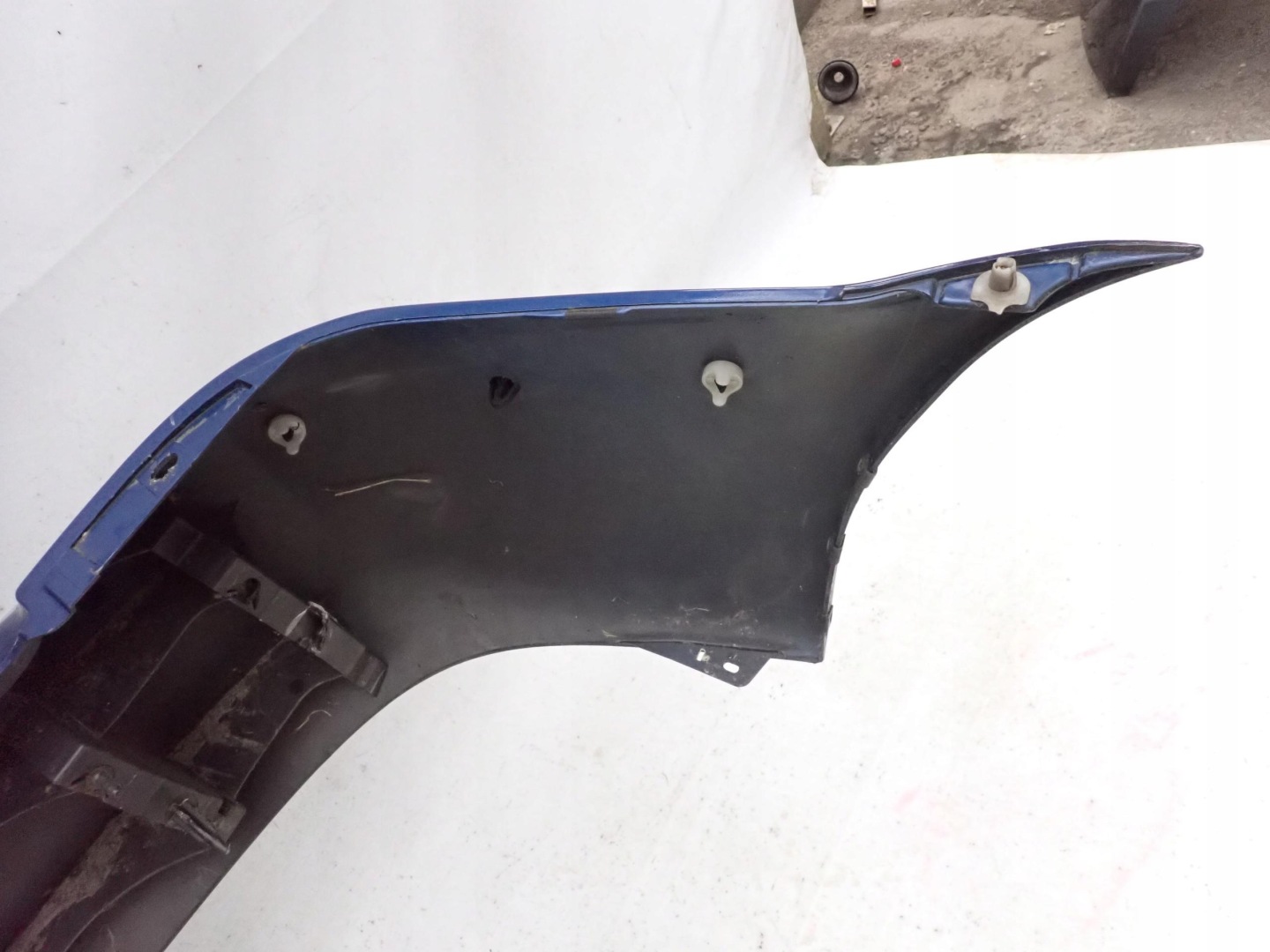 MAZDA 323 BJ HB 98- bumper rear part rear