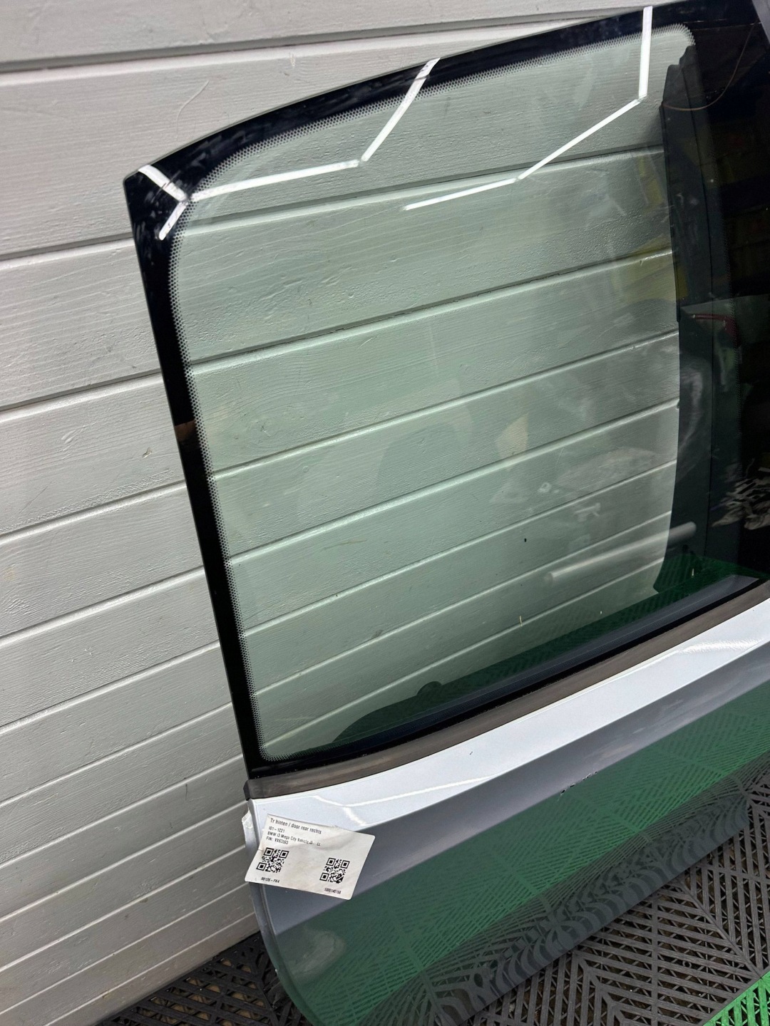 door rear. rear part side right BMW i3