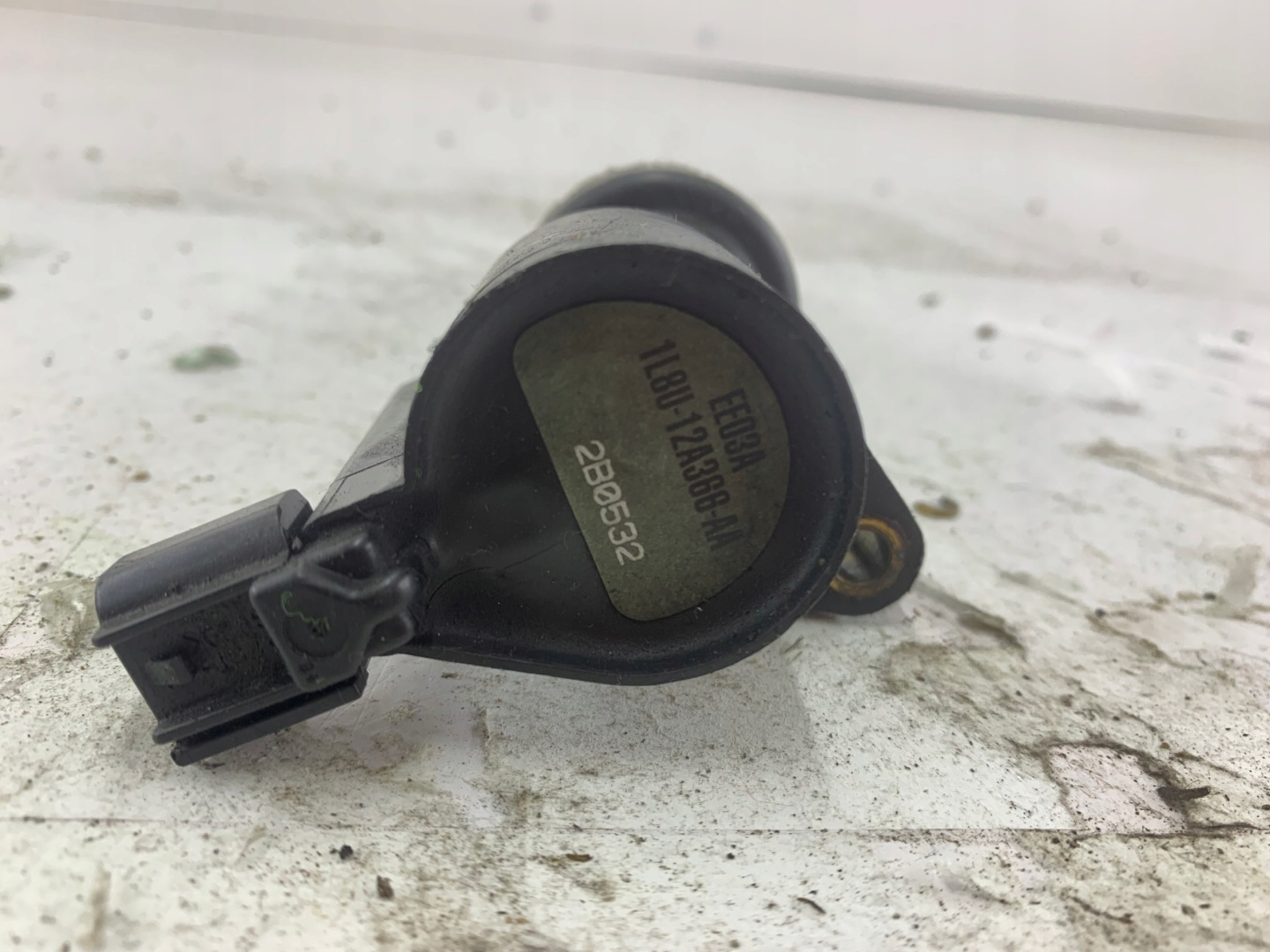 FORD MAVERICK II 3.0 V6 coil ignition 1L8U12A366AA