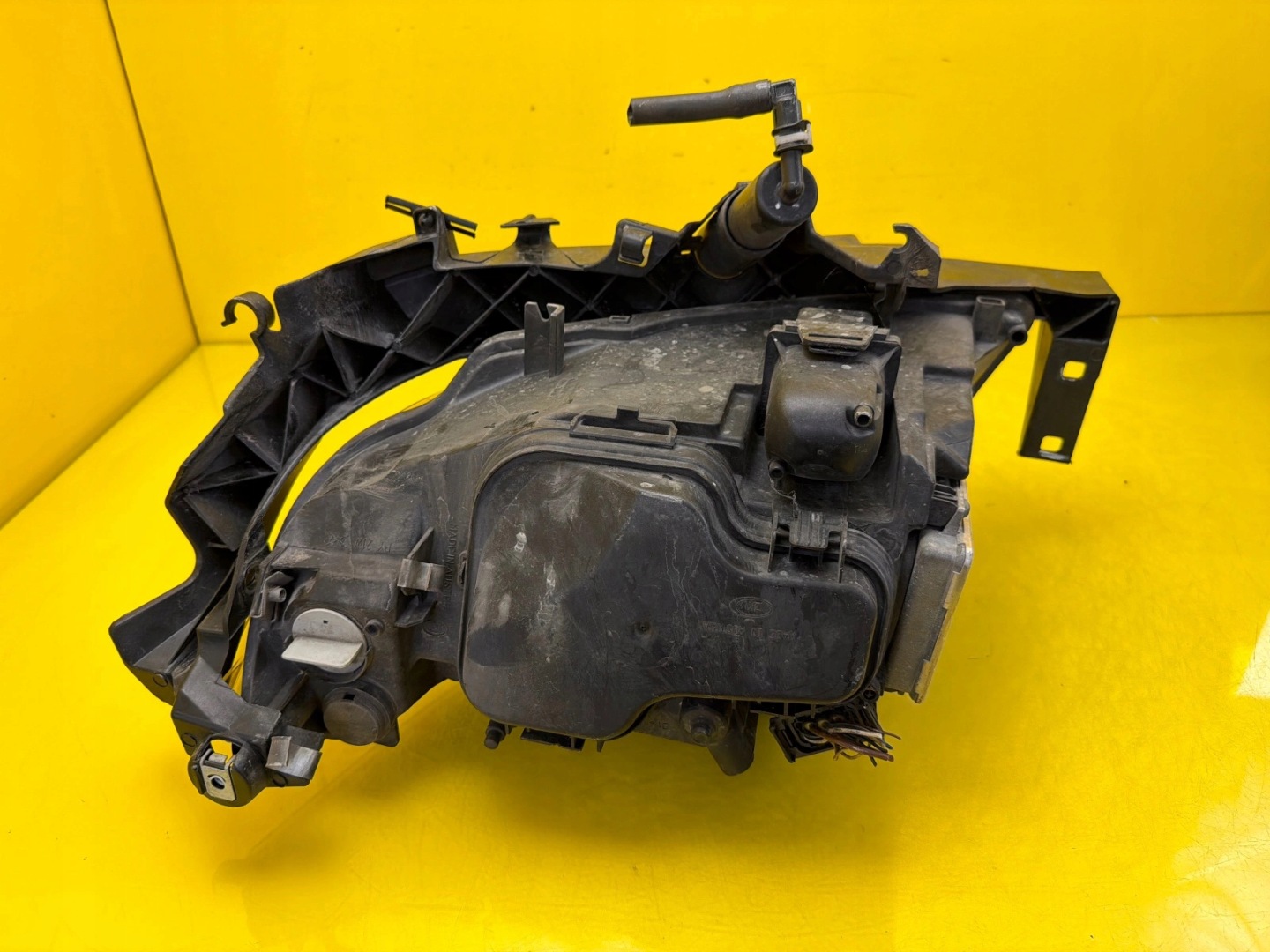 light right Bmw 3 E90 E91 2005-2008 Bi-Xenon non-setting 6942738