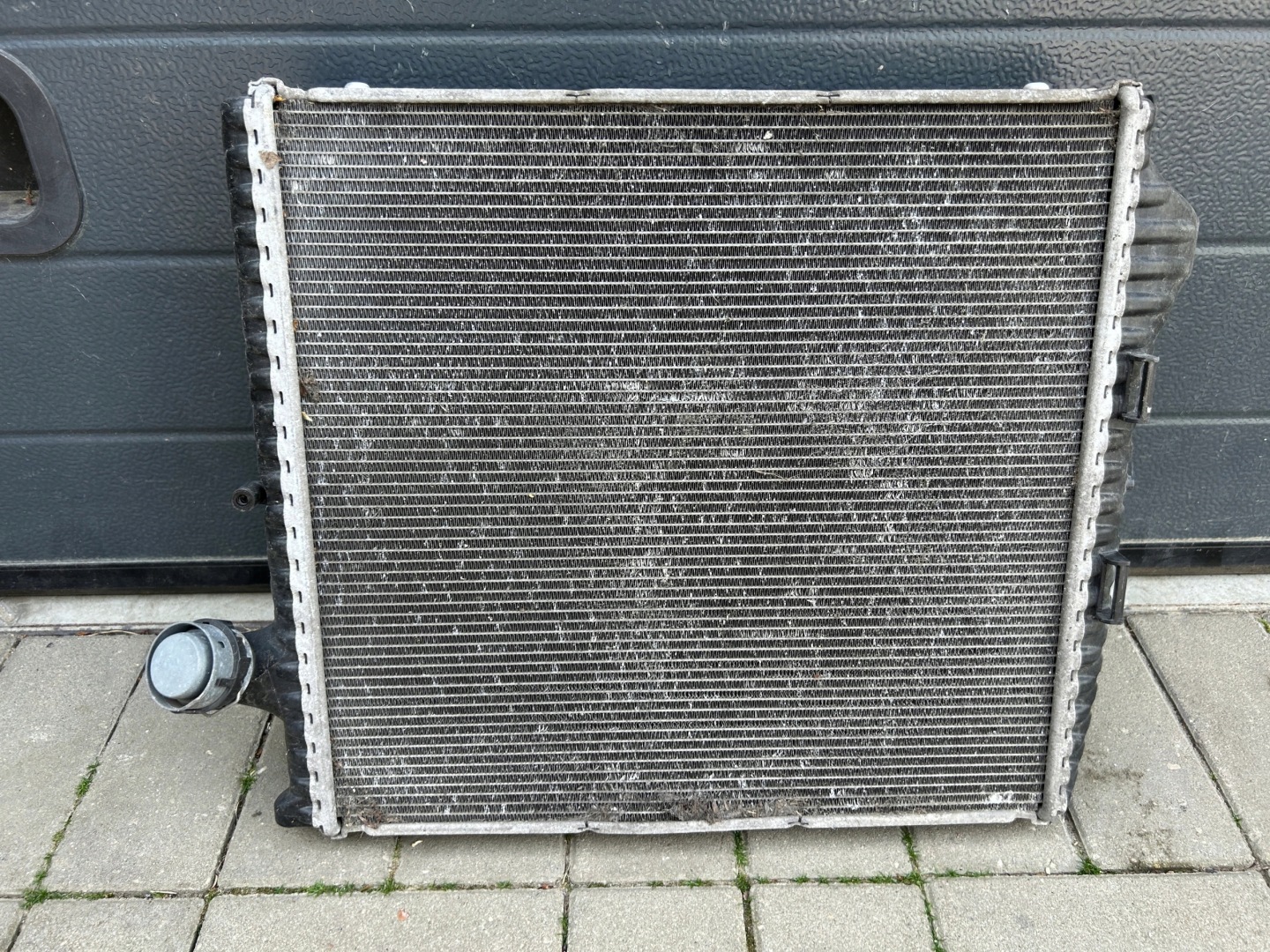 Porsche CARRERA 911 992 water cooler left 992121251