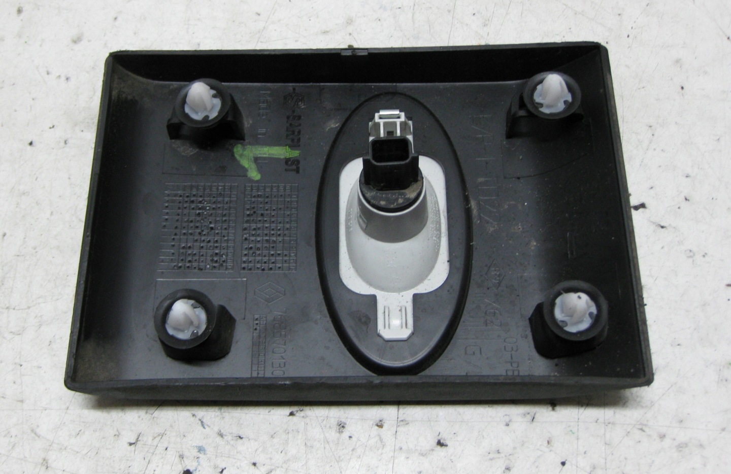 RENAULT MASTER III LIFT moulding for pillar light OBRYS 768570130R