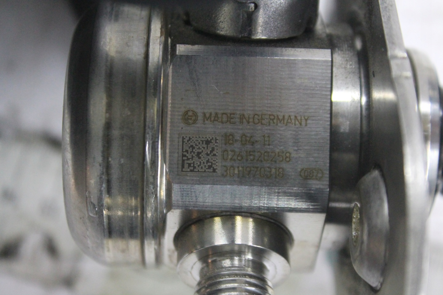injection pump 7642466 BMW G30 G31 530E 17
