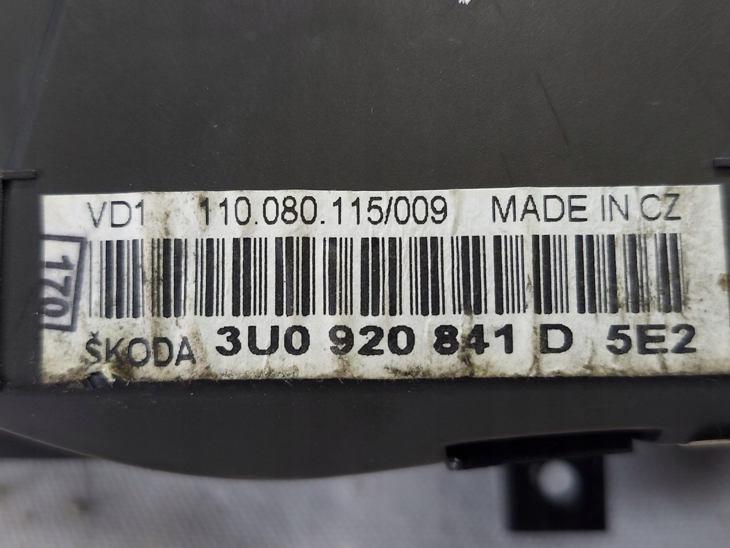 dials clock SKODA SUPERB 2.5 TDI 3U0920820D