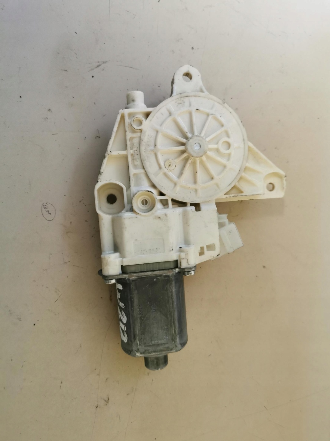 mini motor windows left front MERCEDES E-KLASA W212 A2129066802 09-16