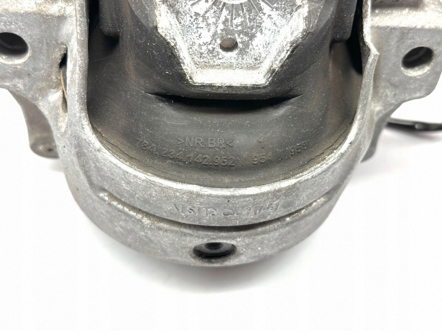 AUDI Q5 SQ5 8R left engine mount console LOZYSKOWANIE 8R0199381AP