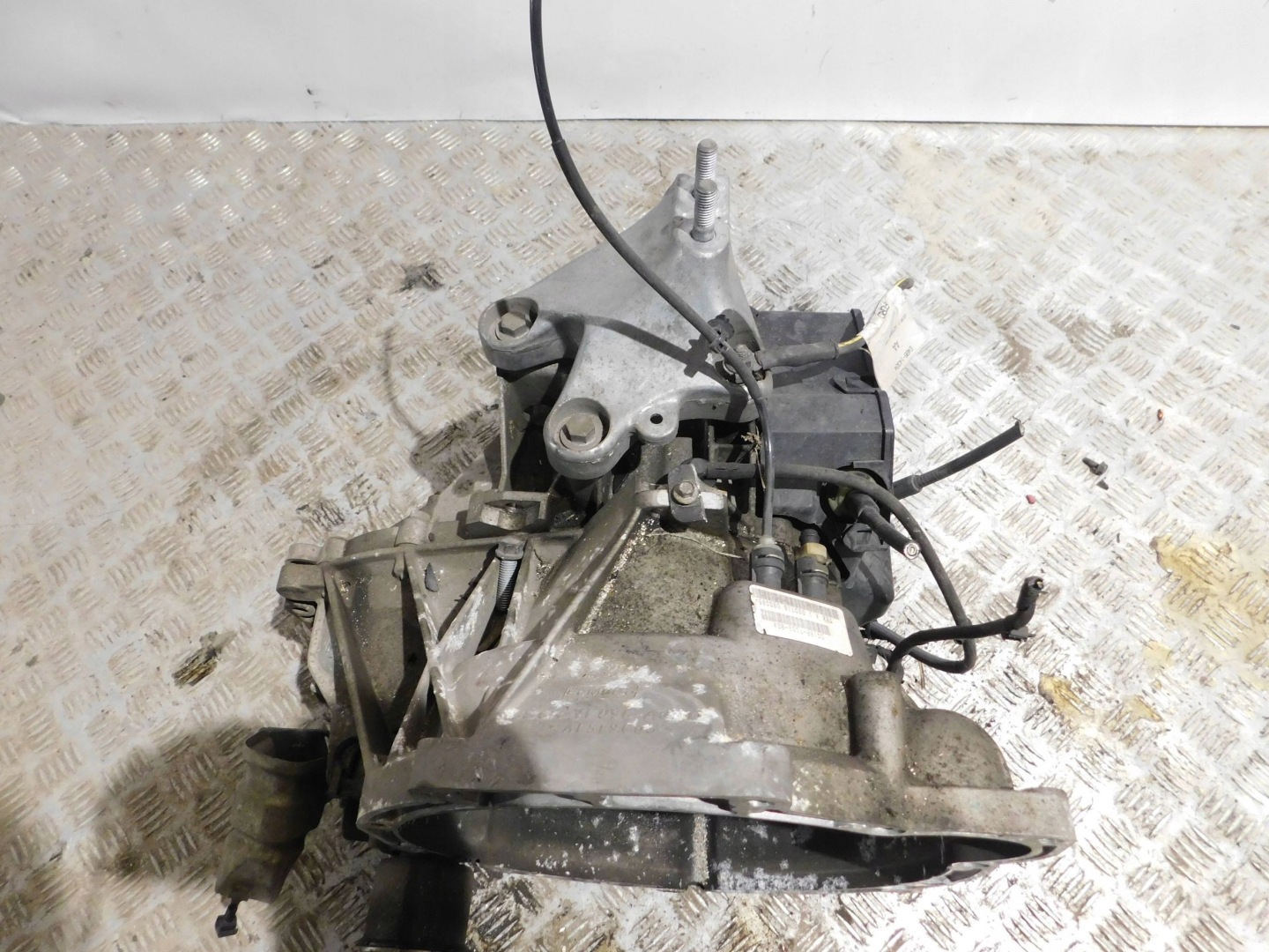 Getriebe DG1BR-7002-BSA FORD KA+ PLUS 1.2