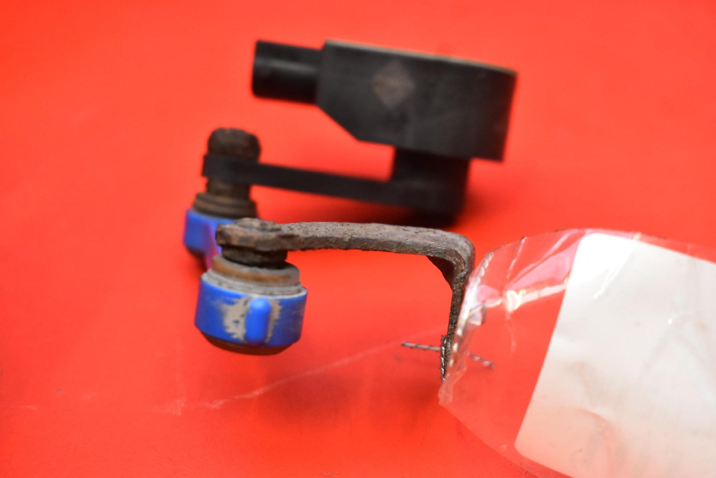 Sensor POZIOMOWANIA Leuchten rechts heck AUDI A4 B7 04-08