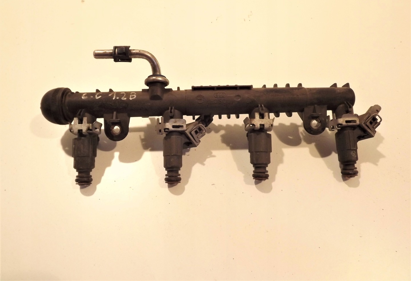 Rampe injection OPEL CORSA C 1.2 2800151076