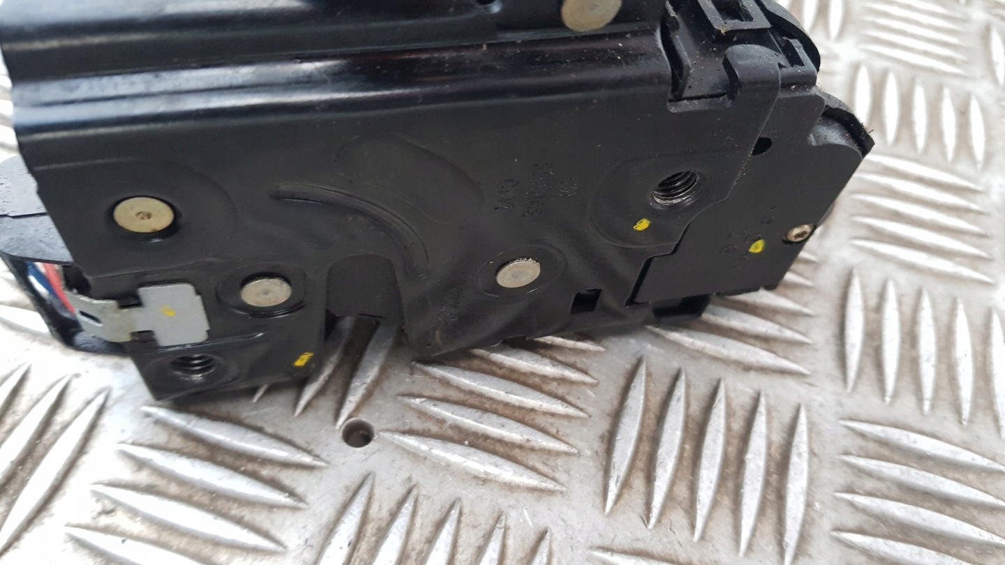 AUDI A4 B6 lock left rear part 4B0839015D rope