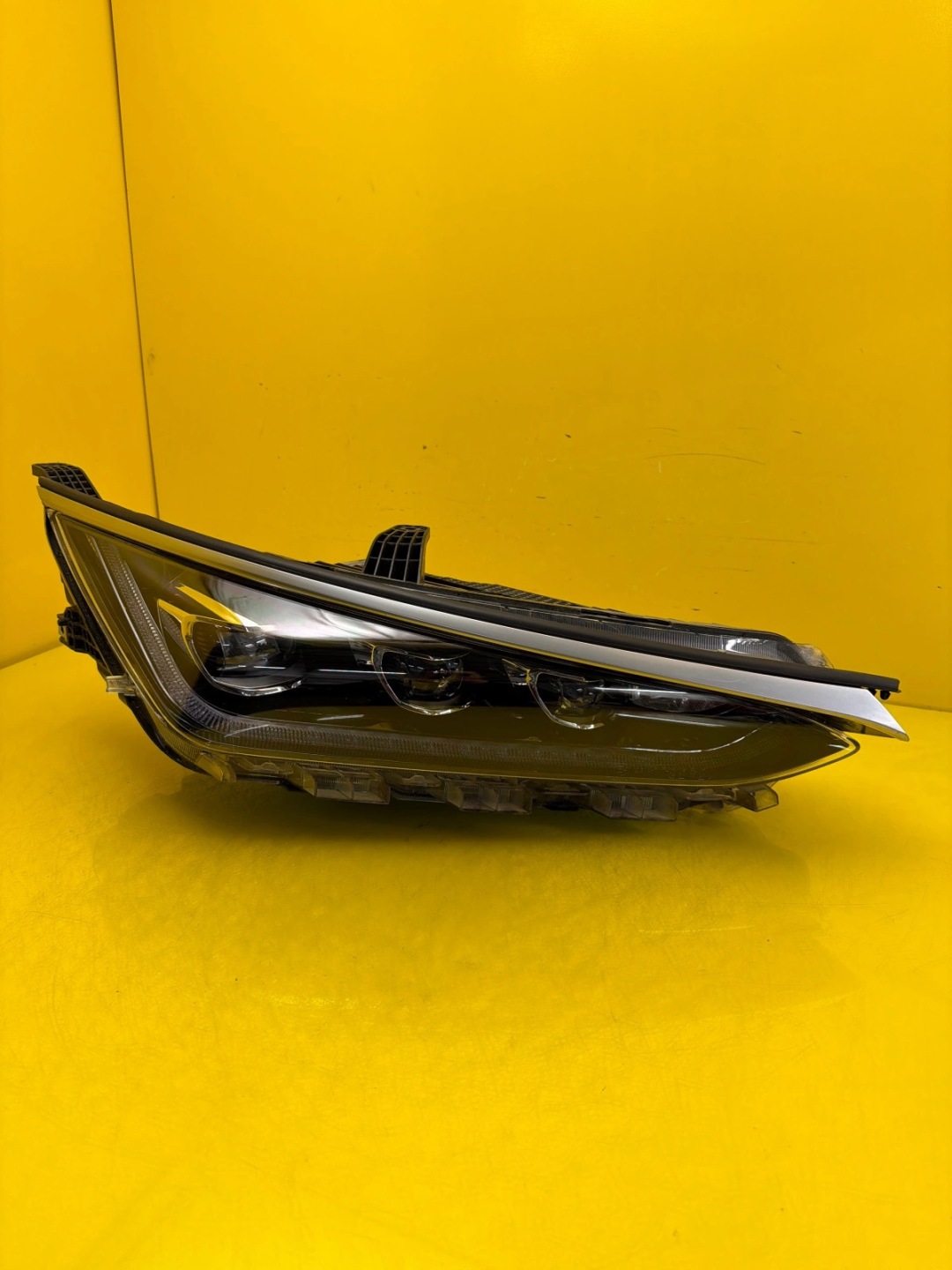 light right front Byd Tang II 2 Full Led 18- LH STE-4121010C