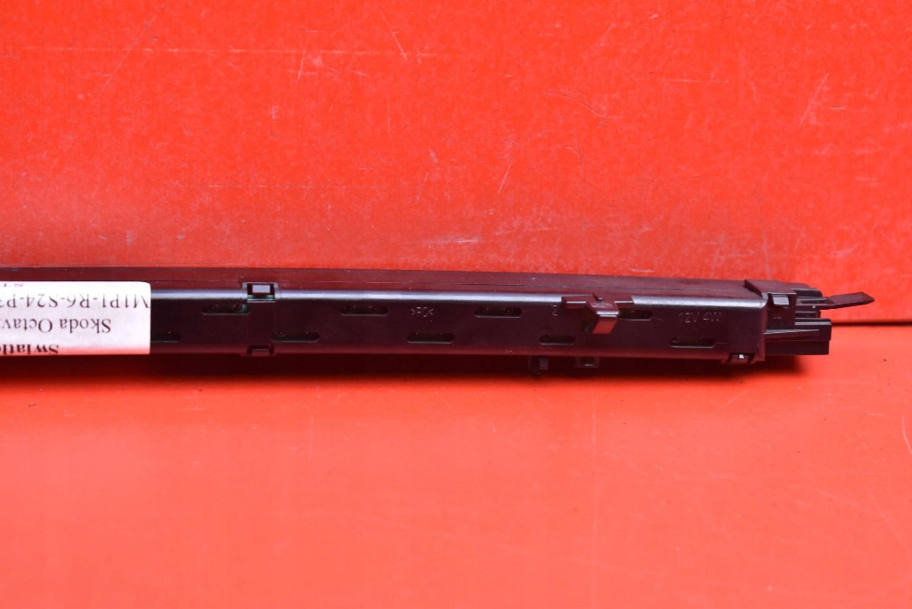 light STOPU STOP 1Z5945097 SKODA OCTAVIA 2 II 5D HB 04-08