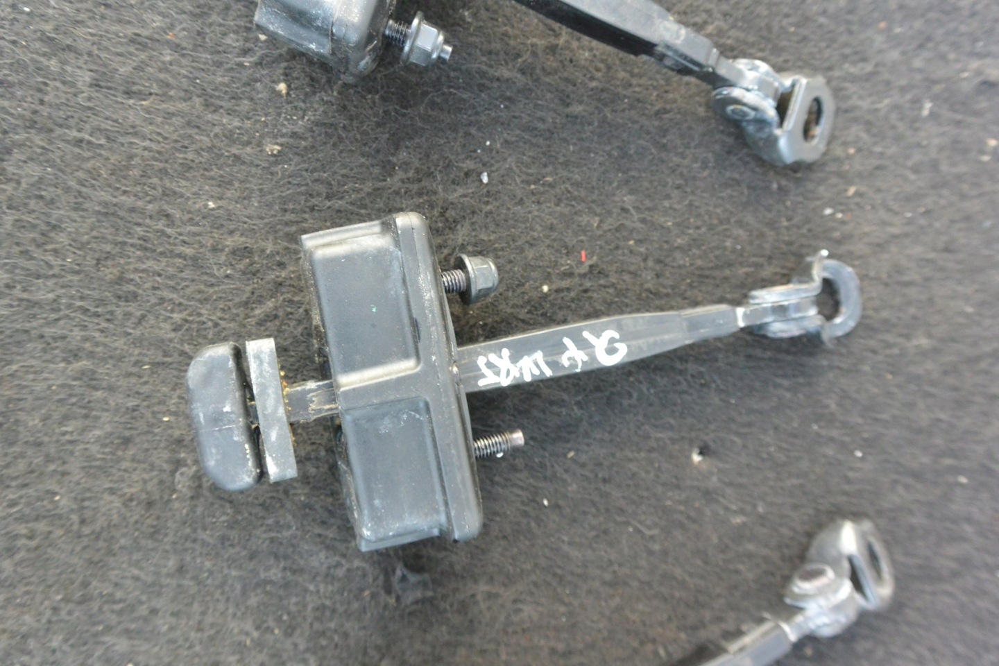 limiter door MASERATI QUATTROPORTE GHIBLI