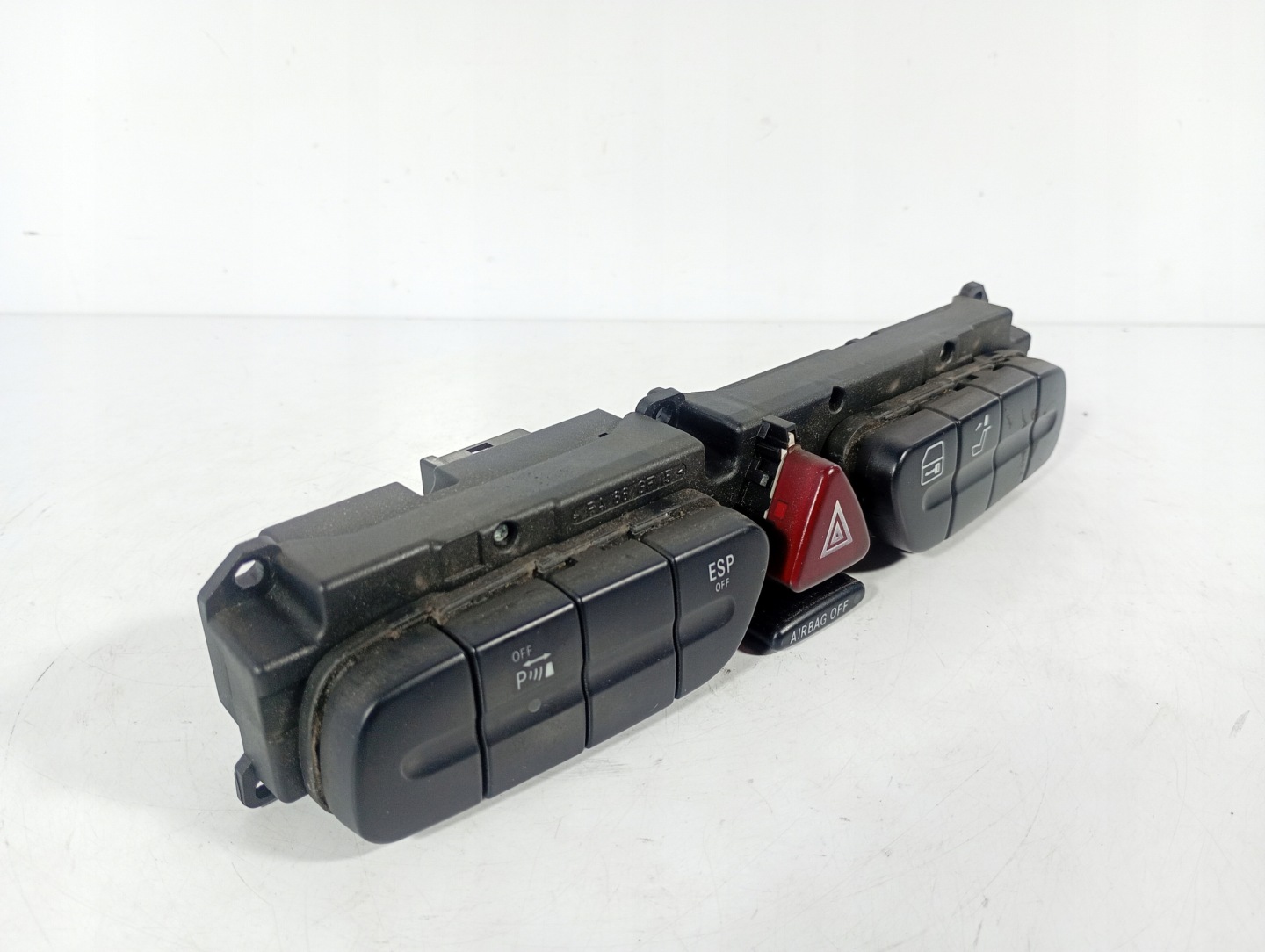 Mercedes W203 S203 99-07 switch switch PANEL PRZYCISKOW 2038214758