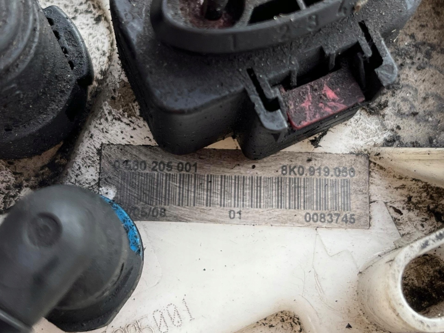 feed pump Audi A4 B8 2008 8K0919050