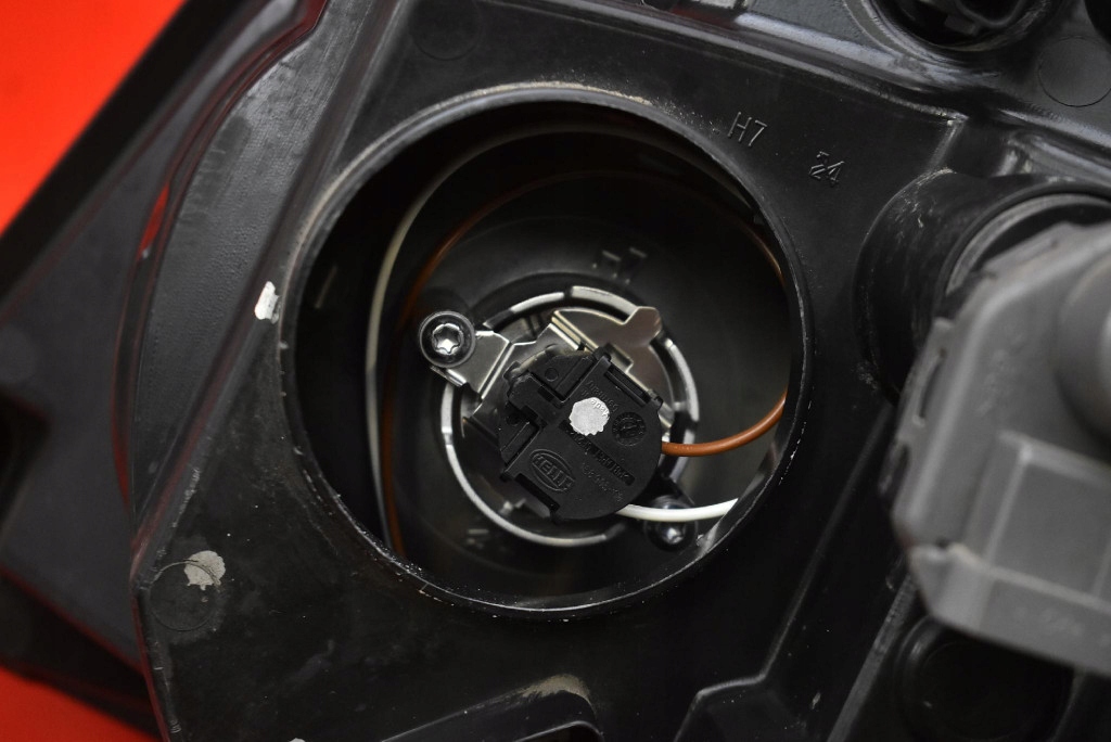 REFLEKTOR right light front EU NISSAN QASHQAI 1 and 07-10