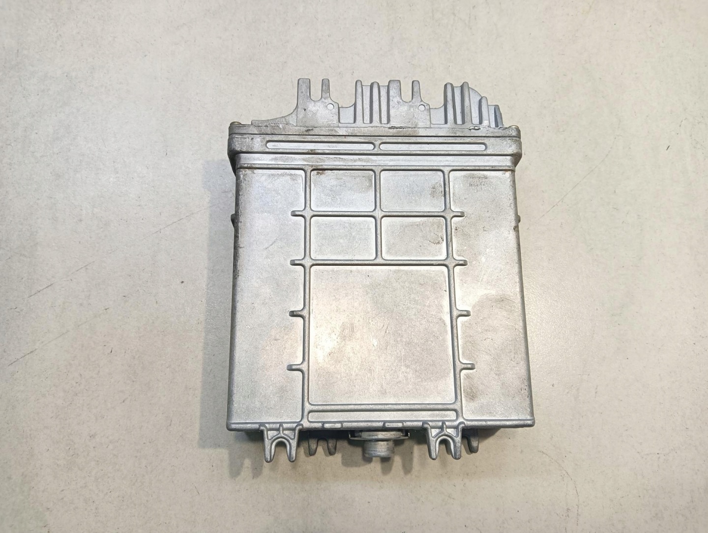 control unit of the engine PRIMERA II 2.0 TD 0281001629