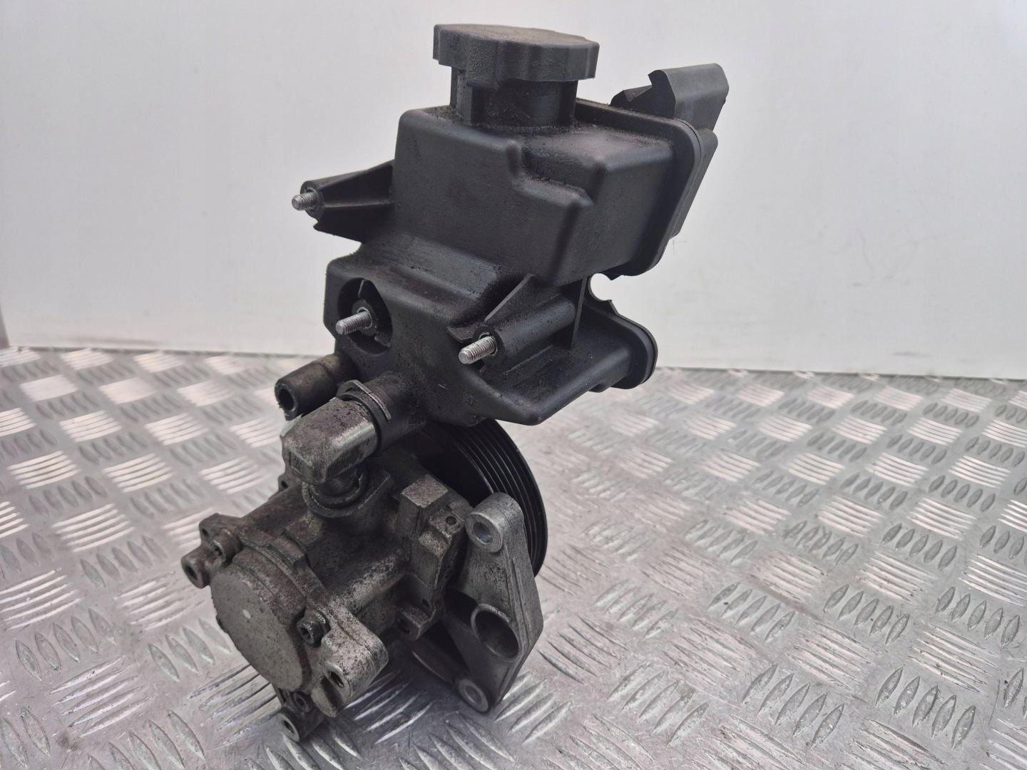 Mercedes GL450 X164 servo pump 0054662201