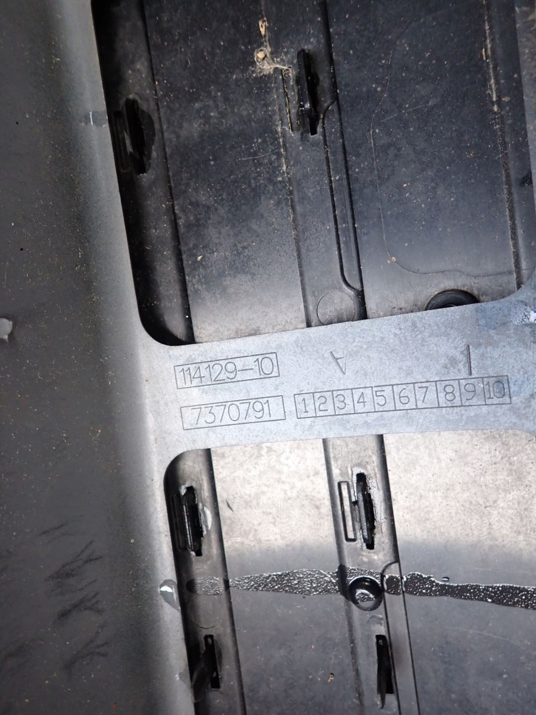 MINI CLUBMAN F54 15-19 bumper front front 7370791