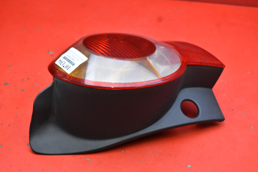 light right rear part rear 8200538785 RENAULT MODUS 04-07