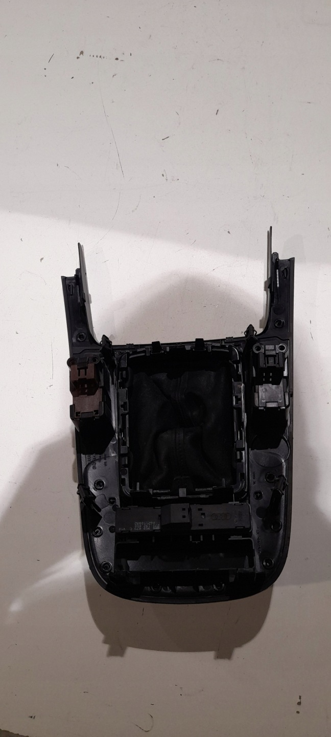 AUDI A5 8T A4 B8 frame PANEL central 8K0864261