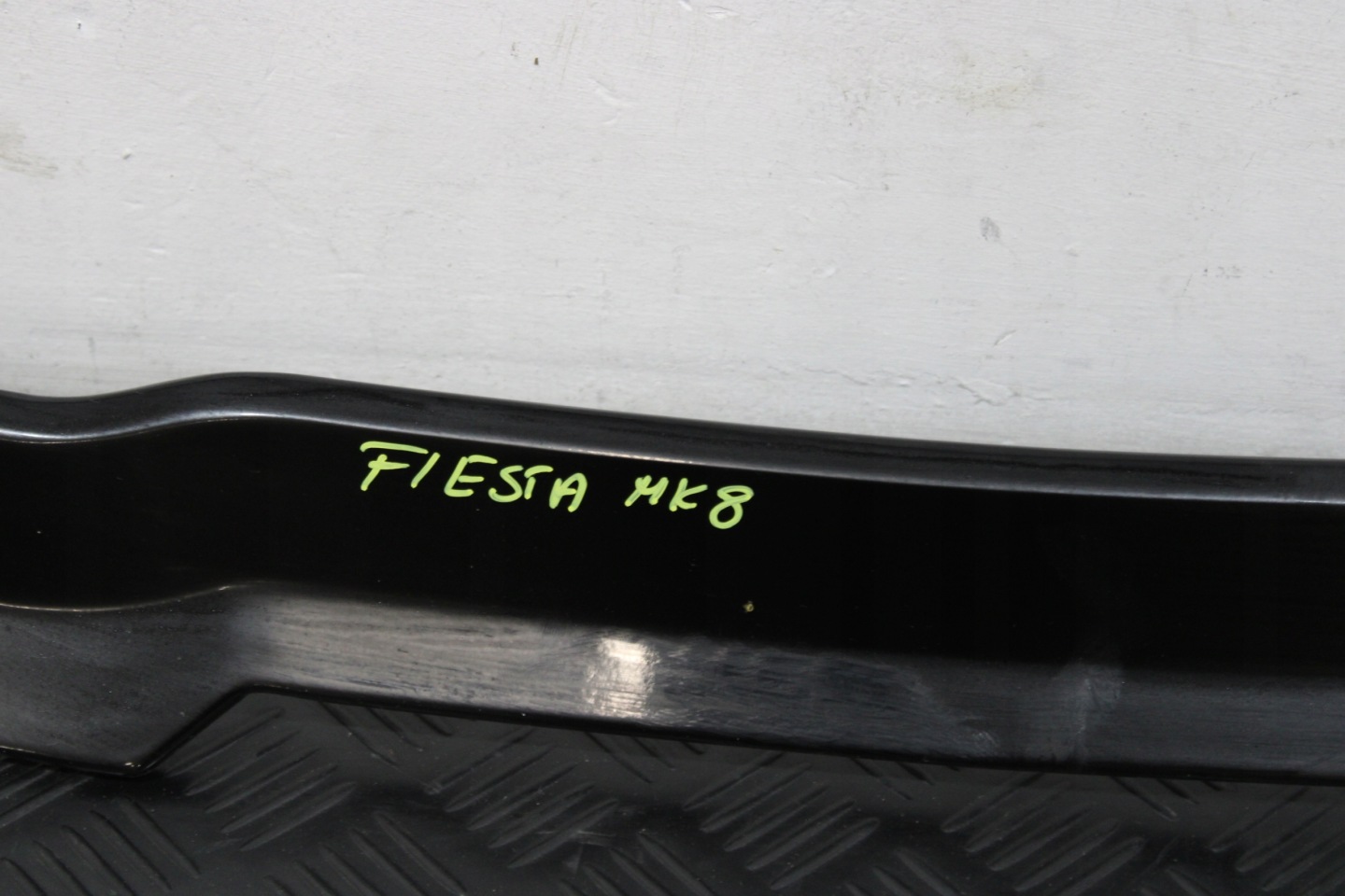 spoiler der Stoßstange FORD FIESTA MK8 ST-LINE