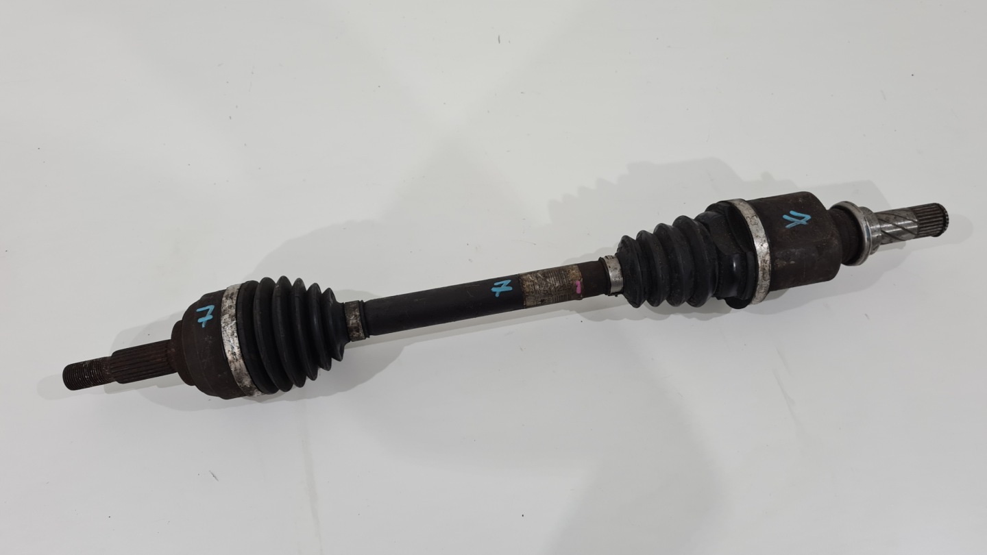 semi-axis left RENAULT MODUS 1.4 16V 8200511225