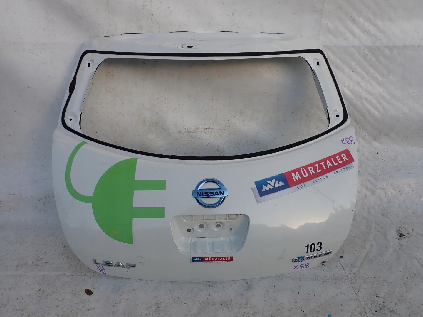 NISSAN LEAF and 10-17 trunk door boot