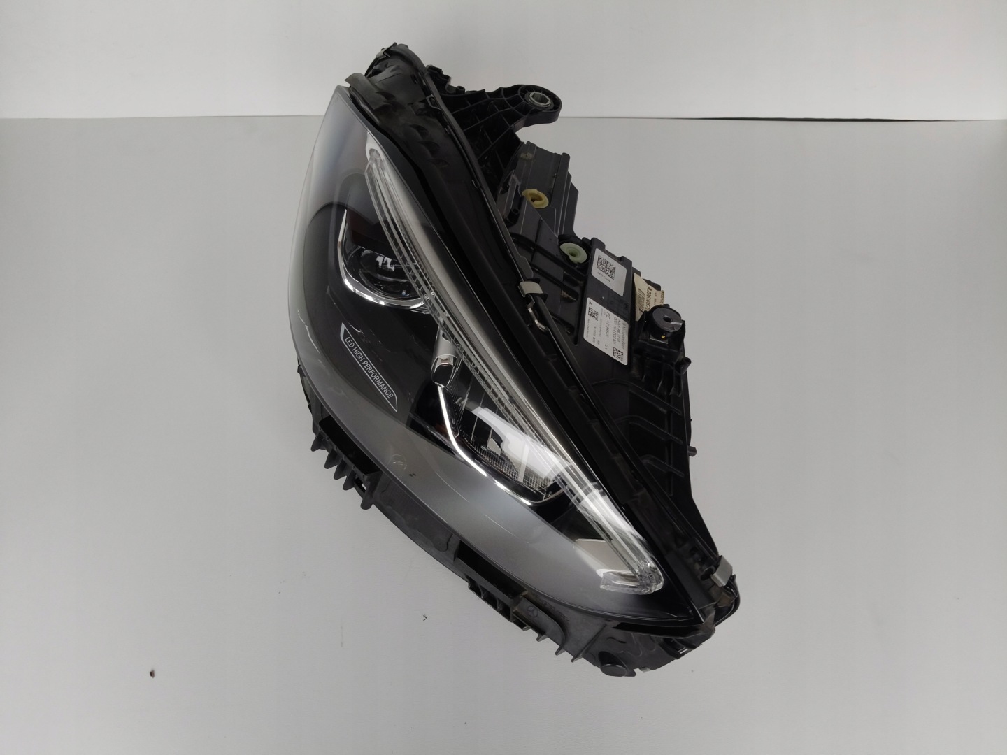 light right REFLEKTOR MERCEDES C-KLASA W206 21- FULL LED HIGH PERFORMANCE