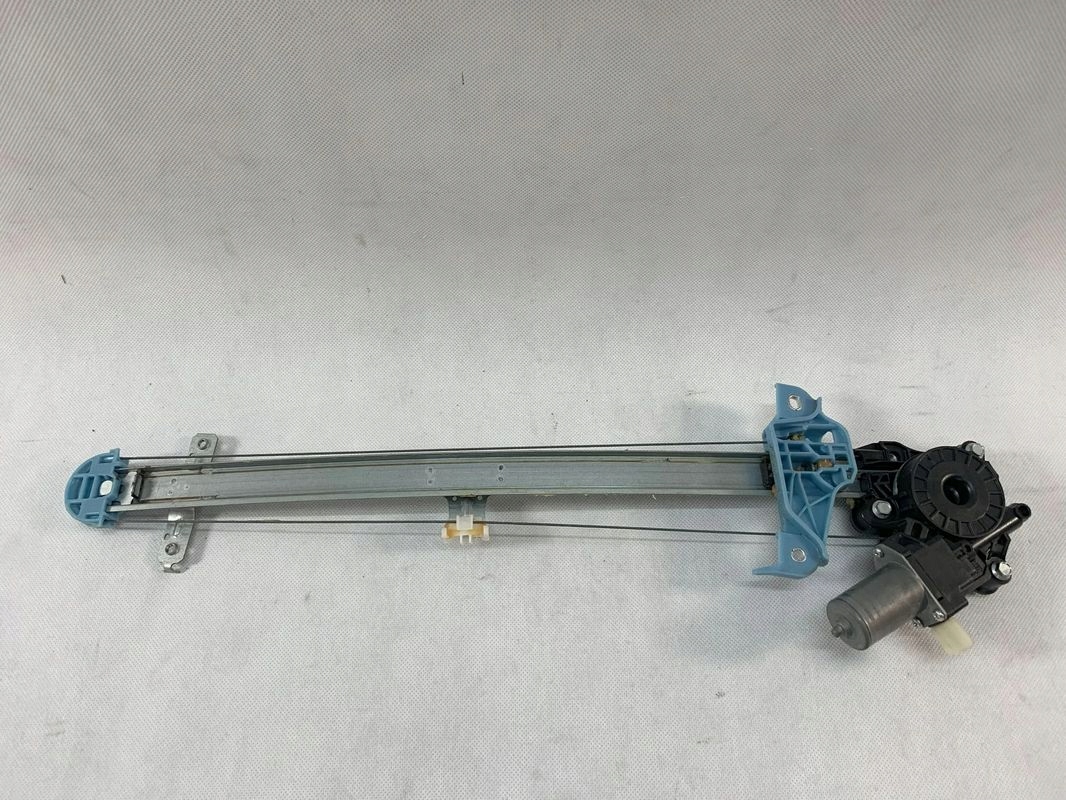 Suzuki Swift Mk8 17r window regulator right front front 2017