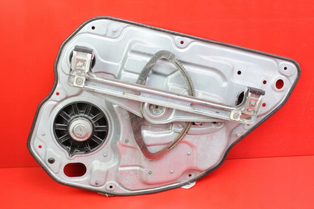 window regulator left rear part 30661067 VOLVO S80 2 II sedan 06-09