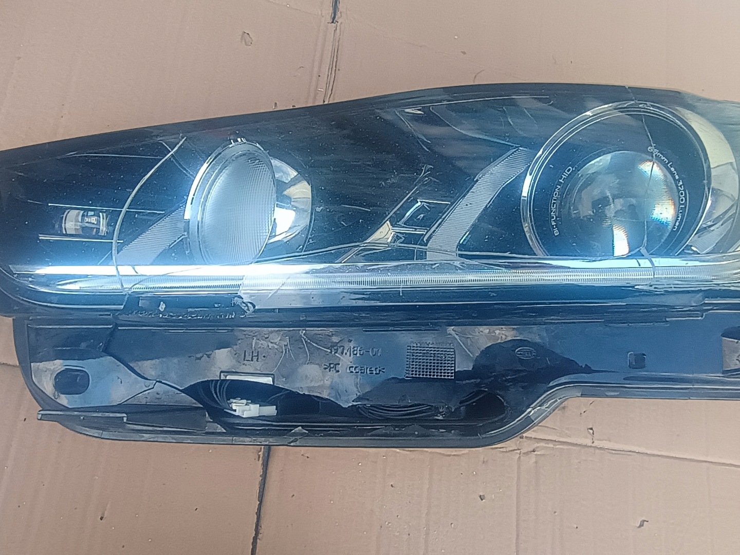 light front BI-XENON left JAGUAR XE EU.