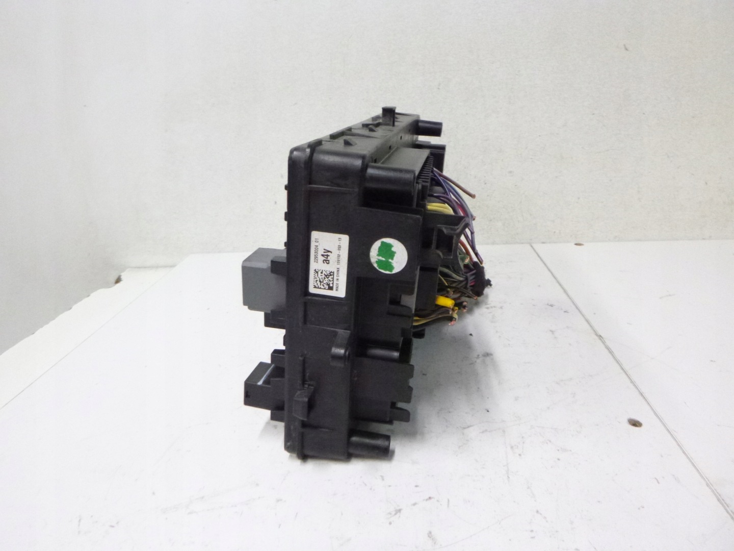 fuse box BSI Opel Insignia 2.0d 22953004 2013r.