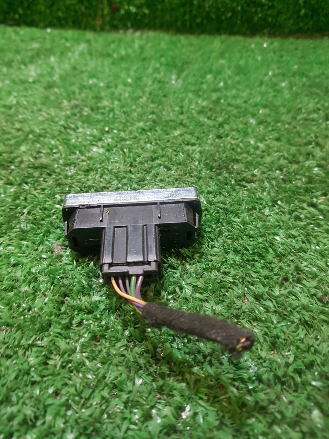 light switch of warning lights FORD MONDEO MK 4