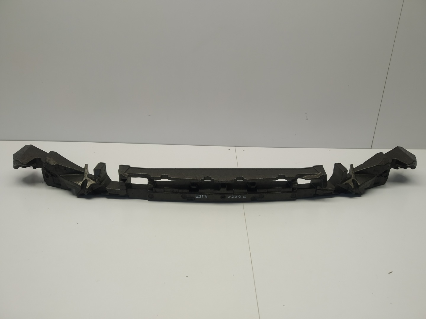 W253 Mercedes GLC AMG absorber polystirene w bumper front sensor pieszych