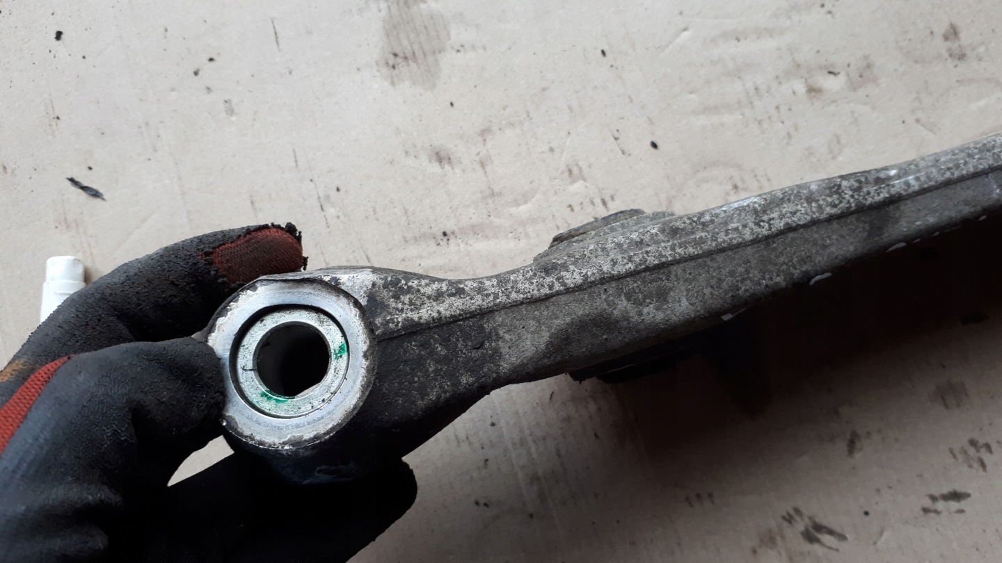 A4 B9 8W arm left front 8W0407155A A5 8W