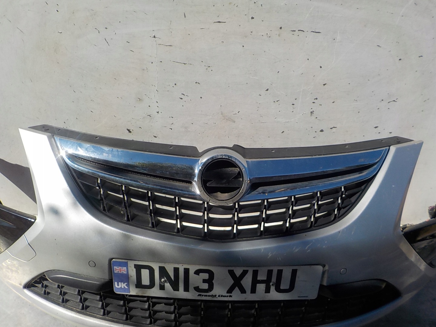 372 OPEL ZAFIRA C 12-19 bumper front front PDC