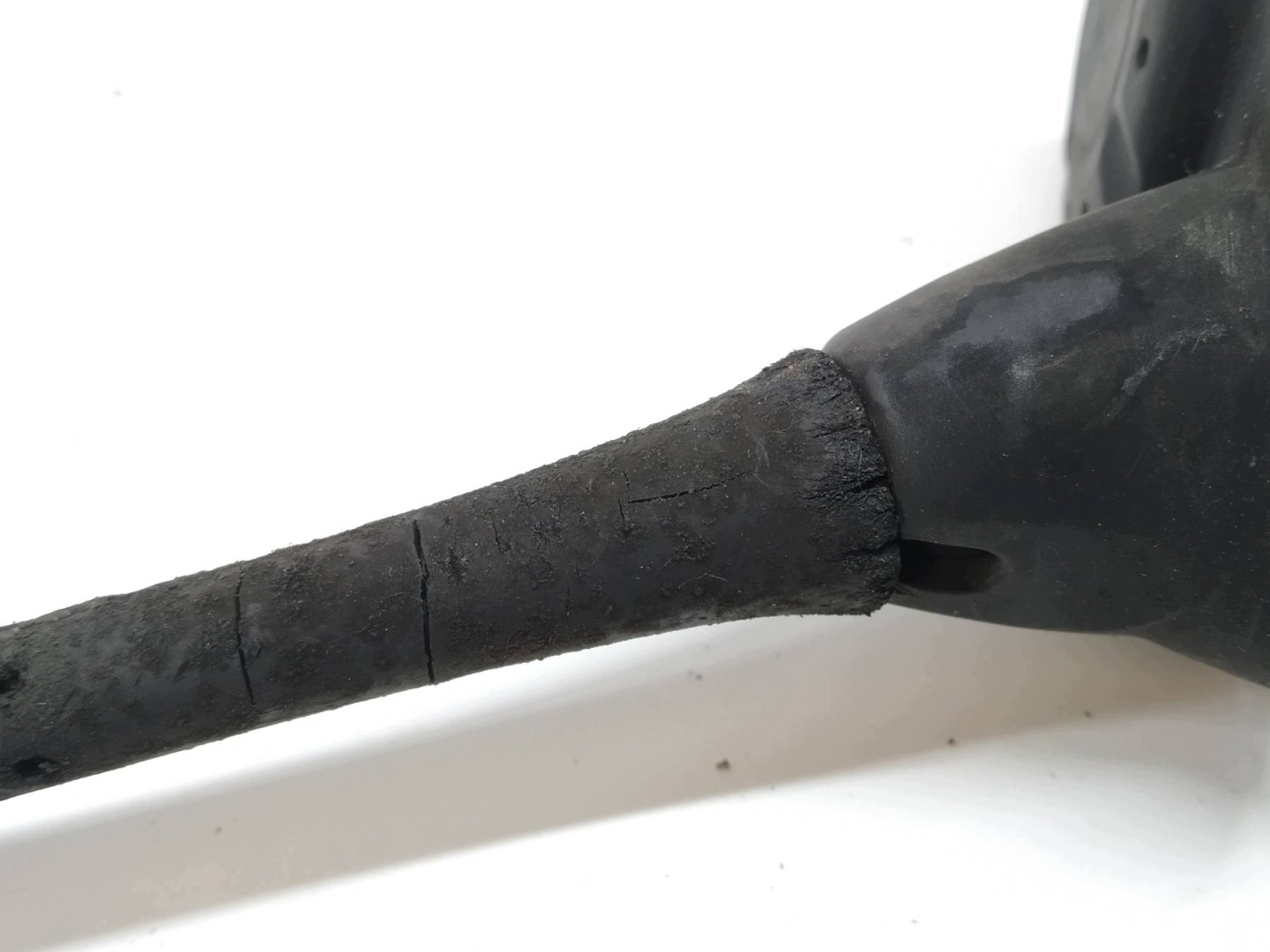 antenne karoserie 1U0035507A Skoda Superb und (2001-2008)