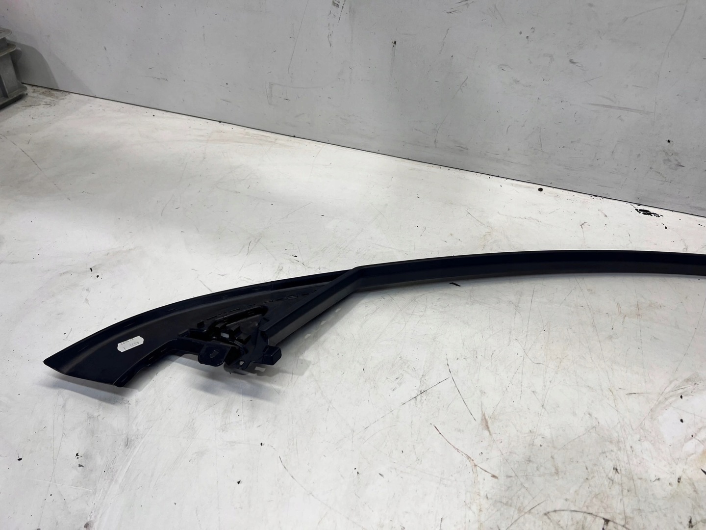 frame cover door left front AUDI A6 C7 4G0867609