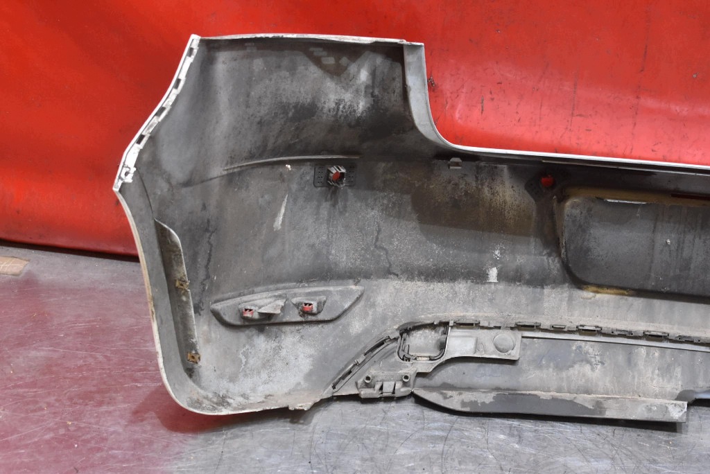 bumper rear part rear BIALY PDC VW GOLF 6 VI 5D HB 08-15